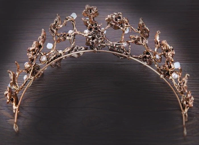 Nicoletta Carlone "Whitney" Pearl Flower Crown 5 Nicoletta Carlone "Whitney" Pearl Flower Crown