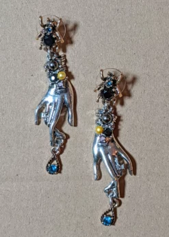 Nicoletta Carlone Shop "Oriel" Victorian Style Hand Earrings